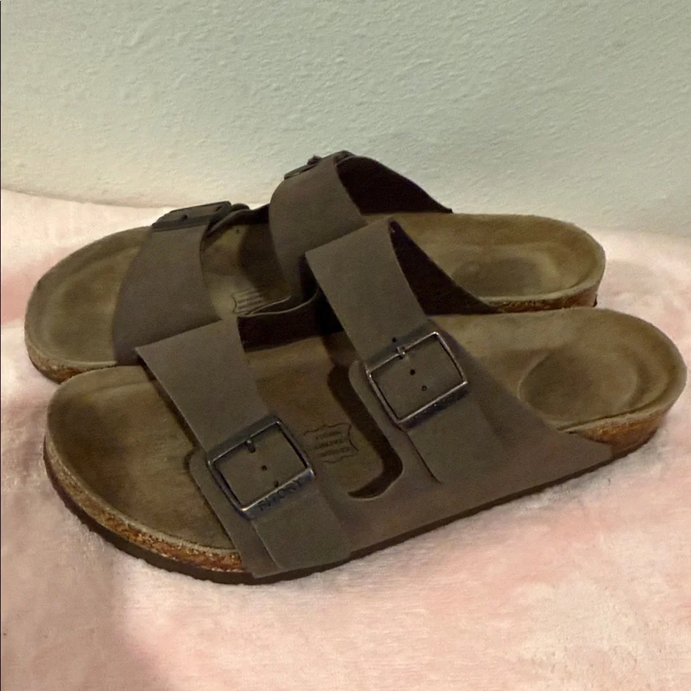 Men's Brown Leather Sandals with Buckle Straps